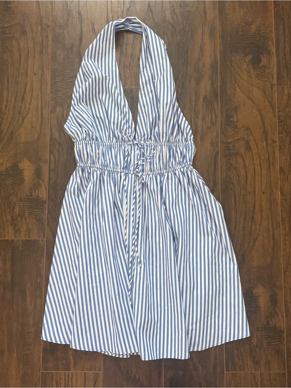 NWT H&M DRAWSTRING-DETAIL HALTERNECK DRESS Size Small Blue and White Striped